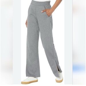 Pact sweatpants. Wide leg with slit on the bottom. Black. Size M